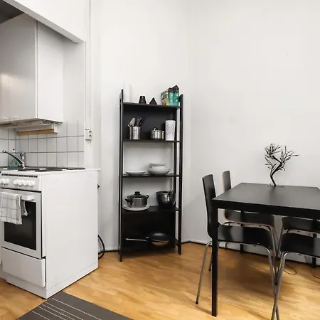 Kotimaailma - Malminkatu 22 Apartman *